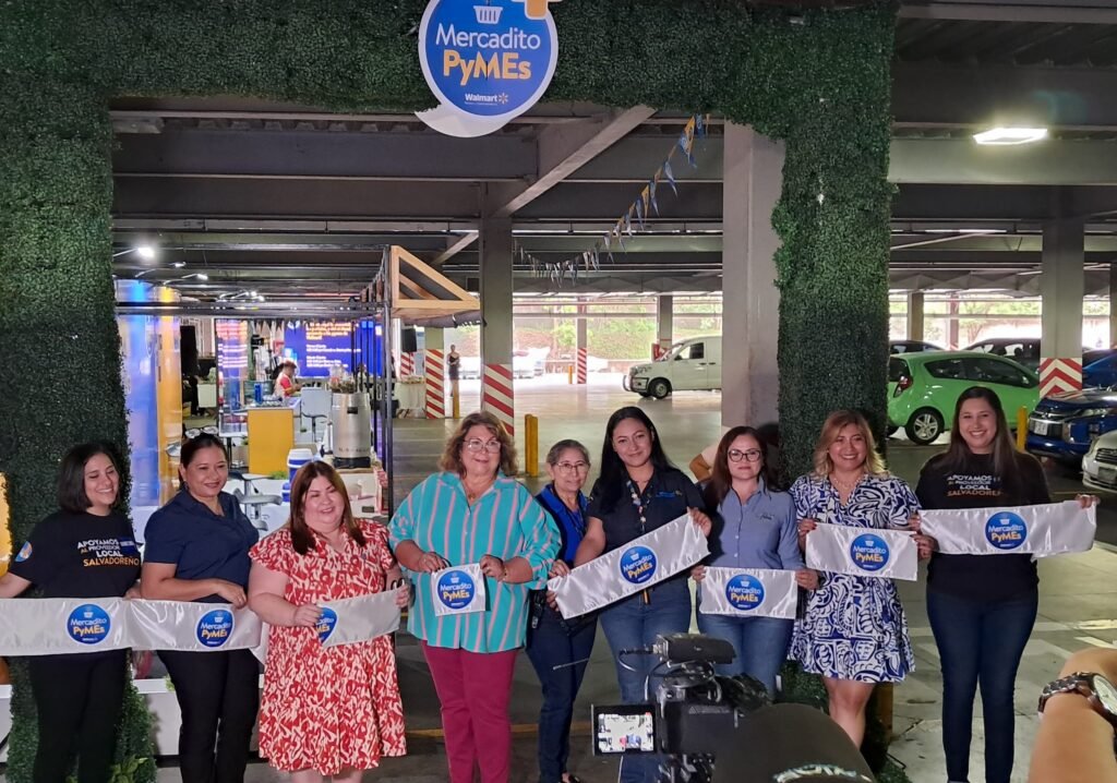 Walmart Centroamérica reunió a 33 pequeñas y medianas empresas centroamericanas en una gran vitrina de emprendimiento 8 WhatsApp Image 2026 06 14 at 3.52.10 PM