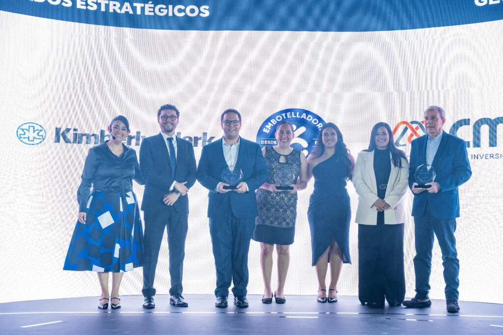 Geocycle impulsa una nueva era de circularidad en El Salvador y fortalece su compromiso con la descarbonización y la gestión sostenible de residuos 1 image 11