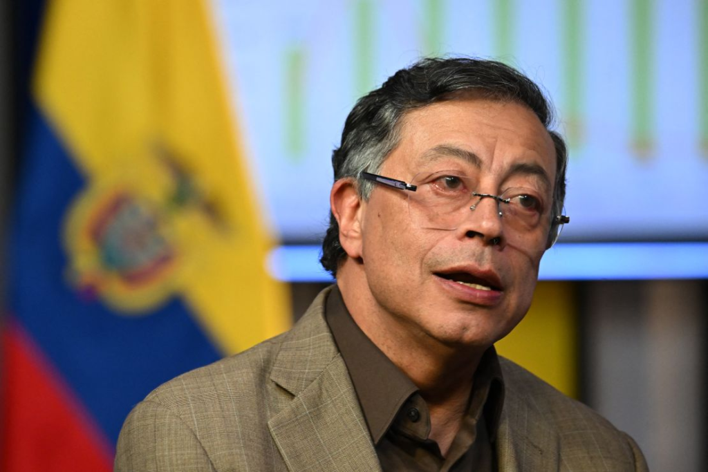 Tormenta política en Colombia por inviable orden de suspensión contra el presidente Gustavo Petro 1 image 116