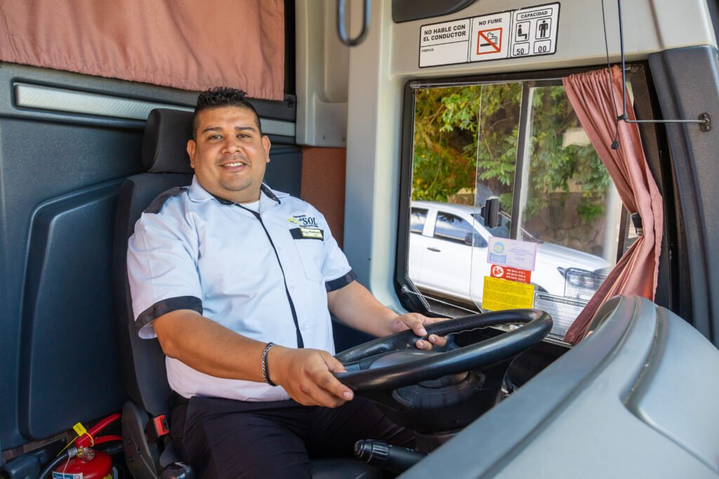 Transporte del Sol recibe el sello Family Friendly para ofrecer una mejor experiencia de viaje a las familias 9 ABML0686 1