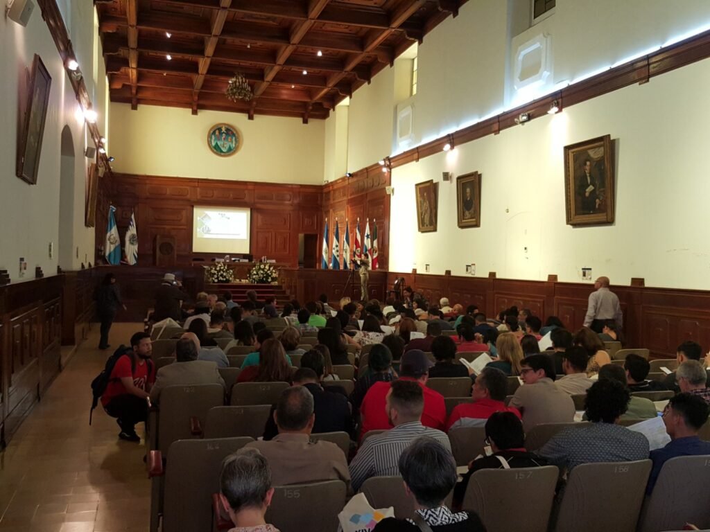 El Salvador reunirá a especialistas de 15 países en el XVII Congreso Centroamericano de Historia 3 CONGRESO