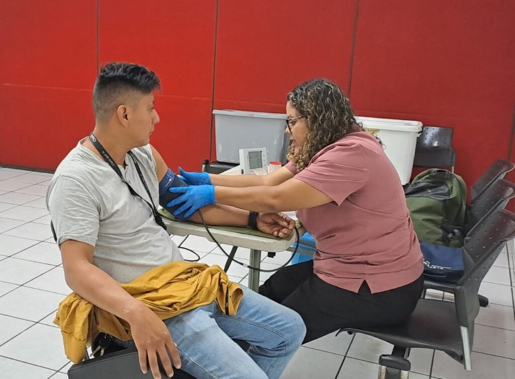 Claro El Salvador: la fuerza de su Red de Voluntarios impulsa la vida con su Campaña de Donación de Sangre 2026 2 FOTO SECUNDARIA 1