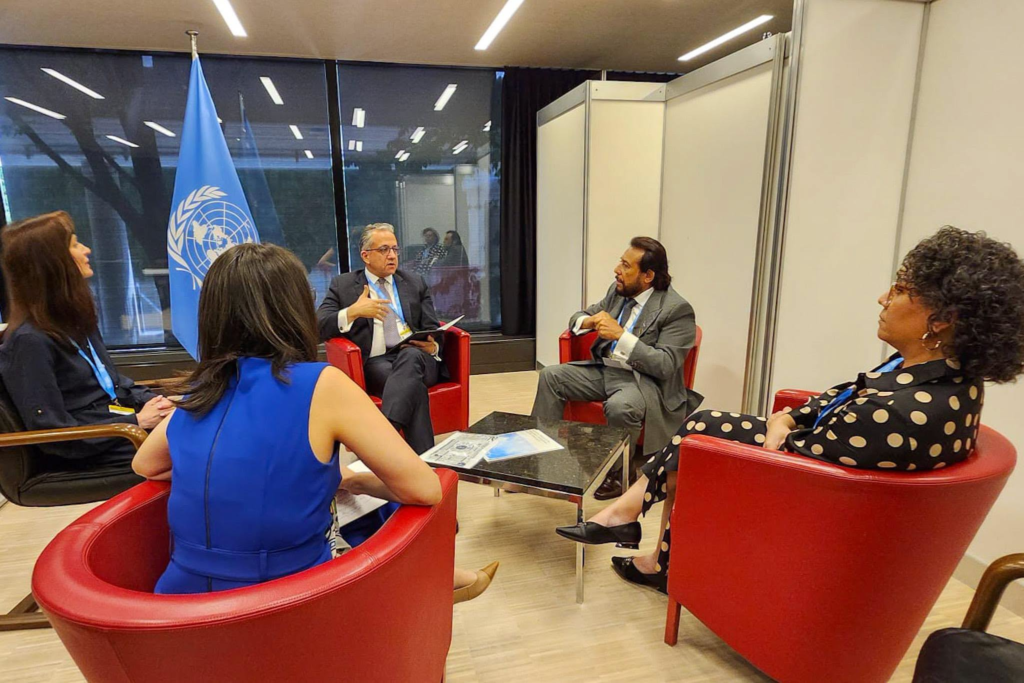 El Salvador y la Unesco fortalecen los lazos de cooperación en inteligencia artificial, educación e innovación 1 image 156