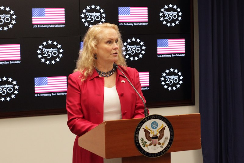 La diplomática Naomi Fellows destaca la afinidad filosófica entre los presidentes Donald Trump y Nayib Bukele 1 image 215