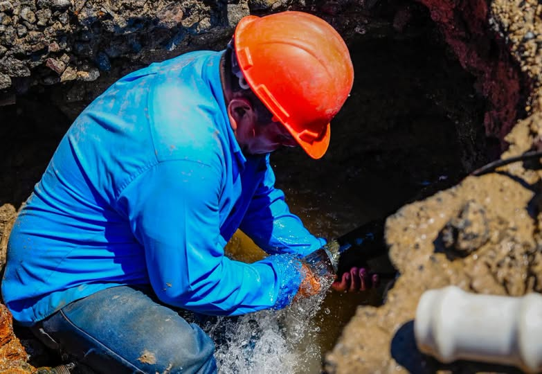 ANDA repara fuga de agua potable en la colonia Centroamérica para restablecer el servicio 1 image 537