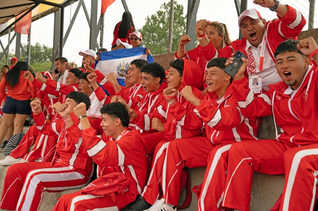 Los HALCONES F.C. triunfan en la SUPER LIGA CLARO INTERNACIONAL y viven una experiencia inolvidable en Guatemala 3 SUPER LIGA CLARO INTERNACIONAL 2