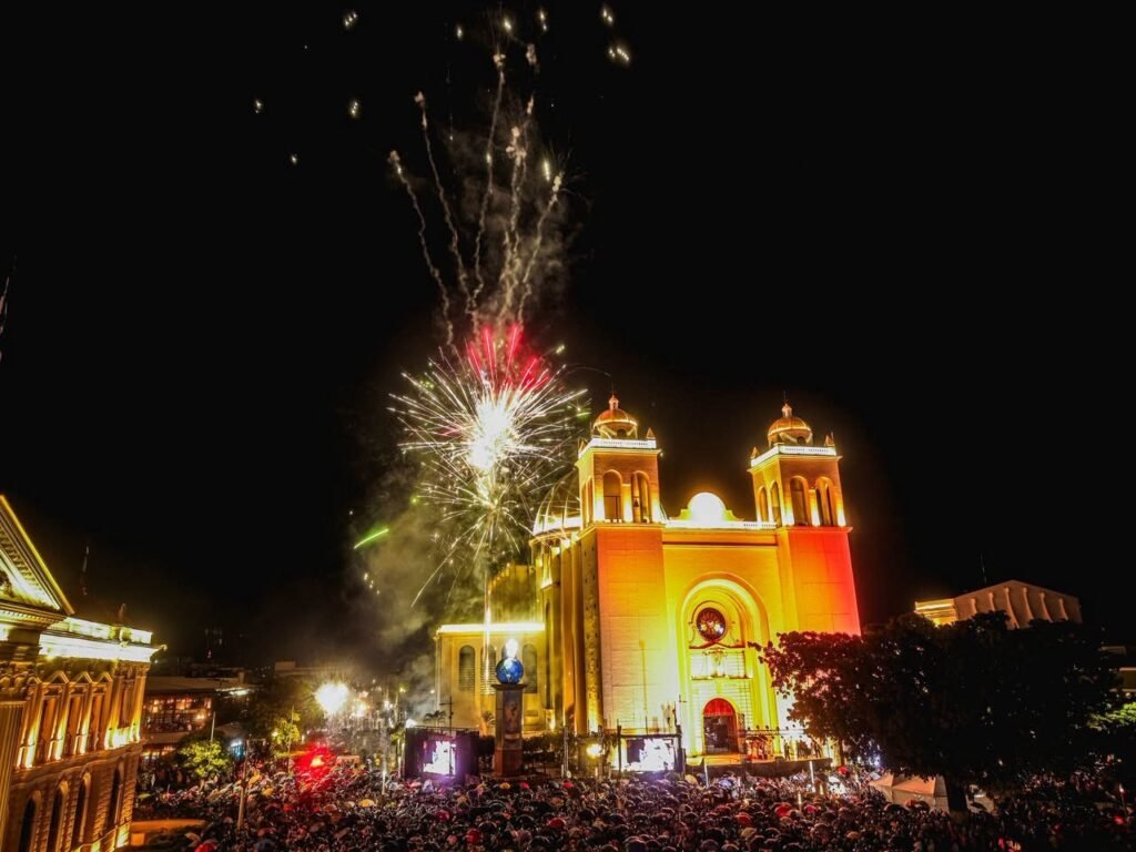 ¡Divino Salvador del Mundo! 6 afdasdfadsf