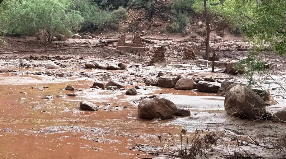 Una violenta inundación repentina cobra la vida de un excursionista en el Gran Cañón de Estados Unidos 2 catsfadfasf