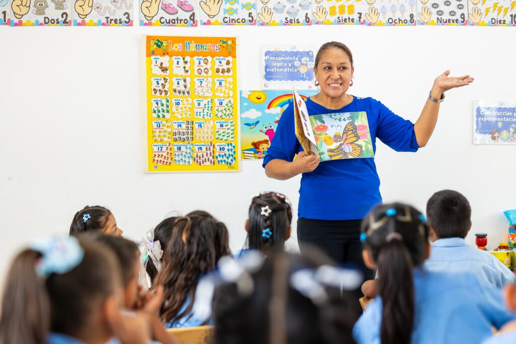 Despacho de la Primera Dama equipa el 100% de los centros escolares de Primera Infancia con libros, instrumentos musicales, juegos y material sensorial 15 dWILB3943
