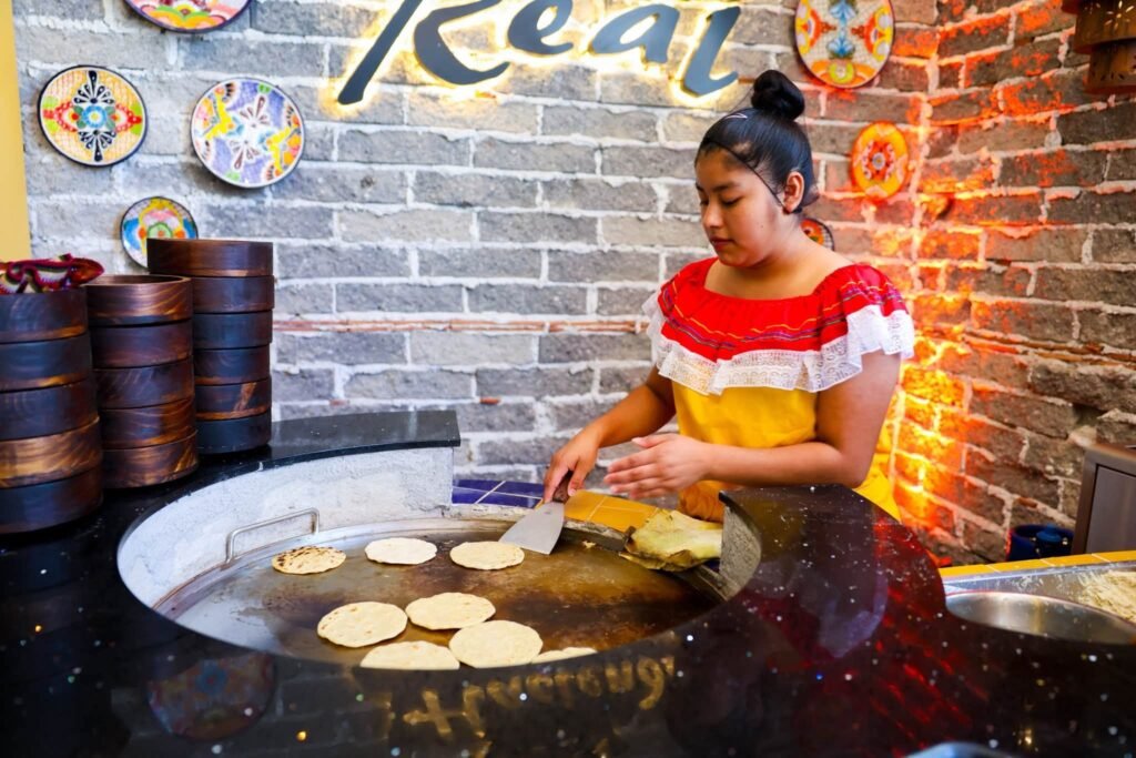Hacienda Real inaugura su nueva sucursal en el corazón del Centro Histórico de San Salvador 7 dfsasdfasdfdasf