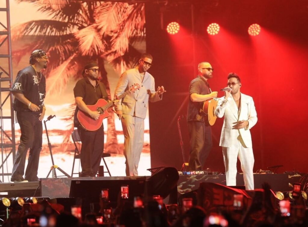Romeo Santos y Prince Royce conquistan San Salvador entre clásicos y nuevas canciones 2 fdadfadf