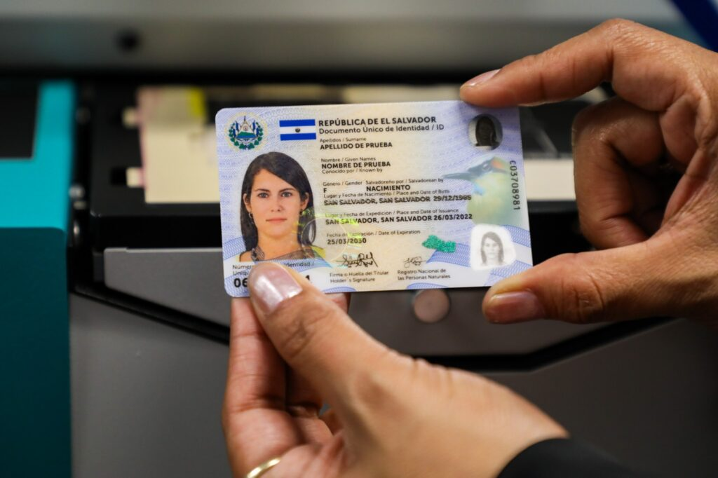 Gobierno de El Salvador amplía la emisión inmediata del DUI en cinco consulados de Estados Unidos 2 image 124