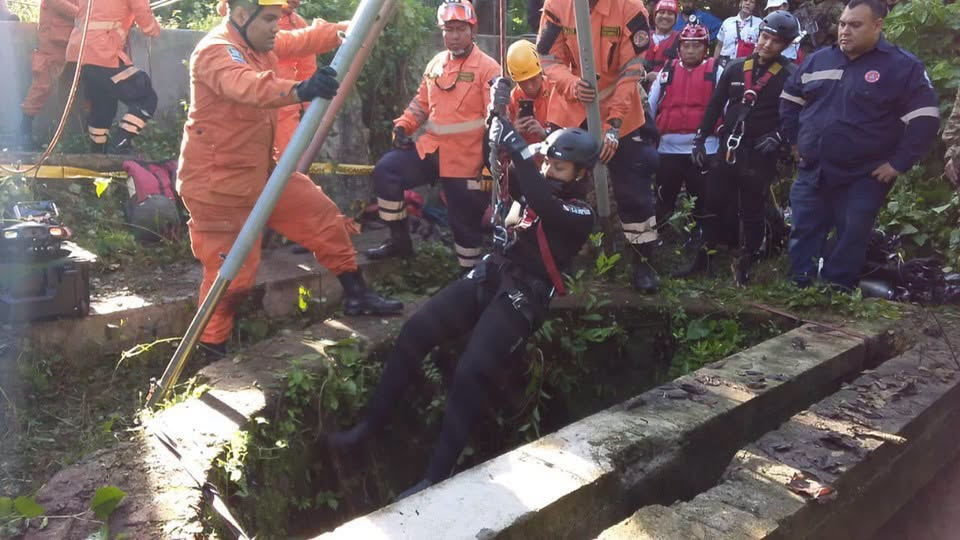 Rescatistas recuperan el cuerpo de un menor reportado como desaparecido en Santa Ana 1 image 130