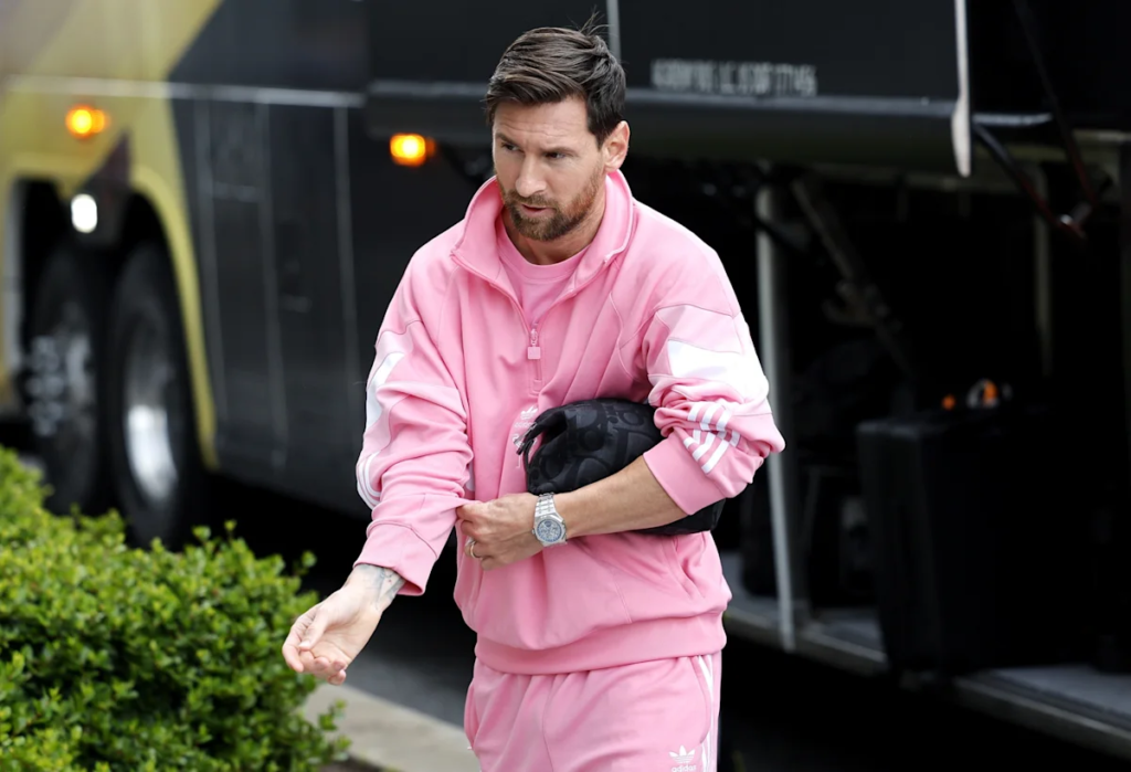 Guillermo Hoyos mantiene en duda la titularidad de Lionel Messi para el debut del Inter Miami en la Leagues Cup 1 image 63
