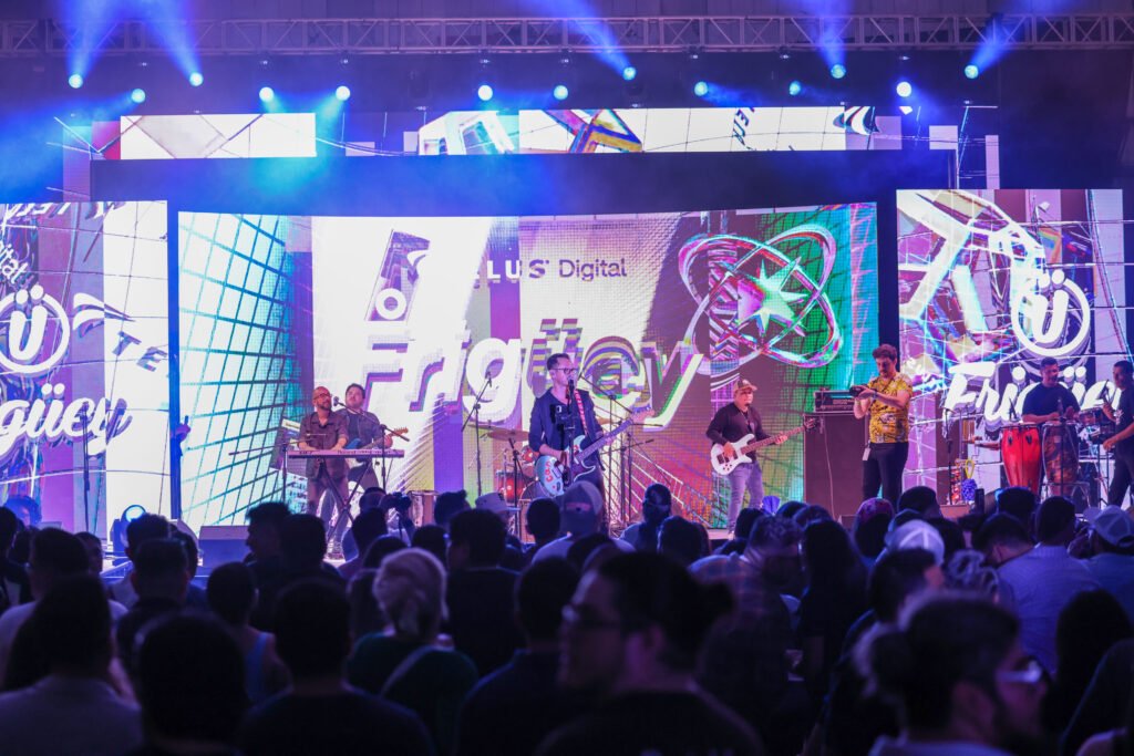 TELUS Digital celebra 20 años impulsando desde El Salvador el talento para la economía digital 2 004A5117