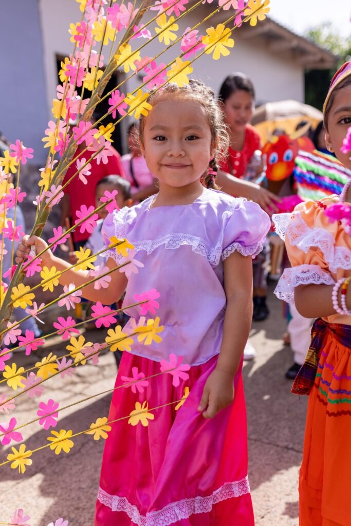 Primera Dama Gabriela de Bukele participa en Desfile de Primera Infancia; más de 155 mil niños desfilan a nivel nacional 12 Santa Catarina Masahuat