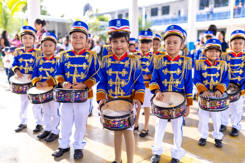 Primera Dama Gabriela de Bukele participa en Desfile de Primera Infancia; más de 155 mil niños desfilan a nivel nacional 9 Santa Catarina Sonsonate