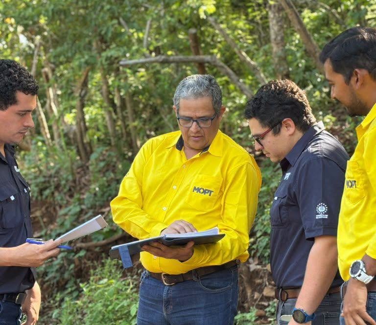 La DOM y el MOP inician estudios para renovar acceso y escuela en Las Canoas 7 catsafs