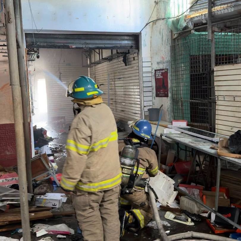 Incendio destruye locales comerciales en el centro de Santa Rosa de Lima 9 catsfasdfasdf 1