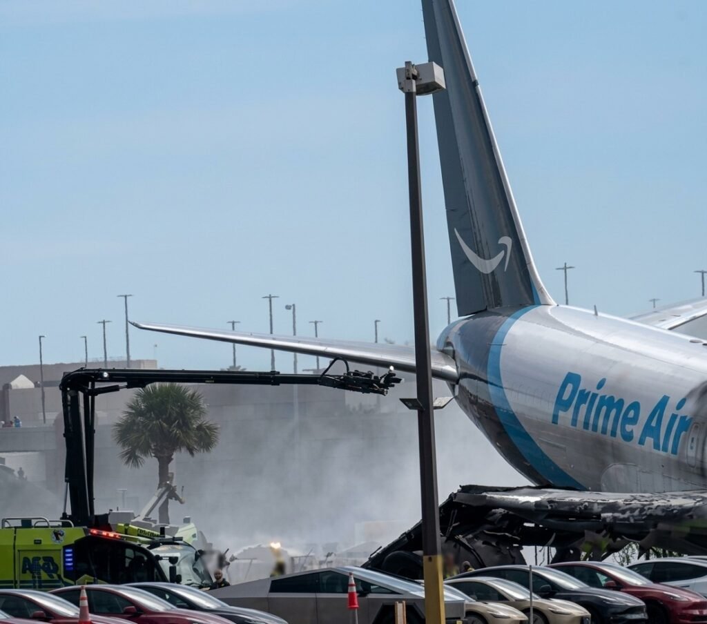 Tragedia aérea paraliza las operaciones en el Aeropuerto Internacional de Miami 3 eewre