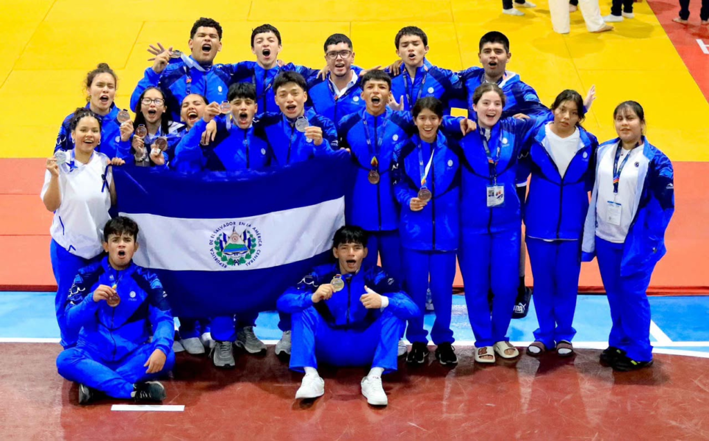 El Salvador arranca en el segundo lugar del medallero en los Codicader 2026 1 image 122