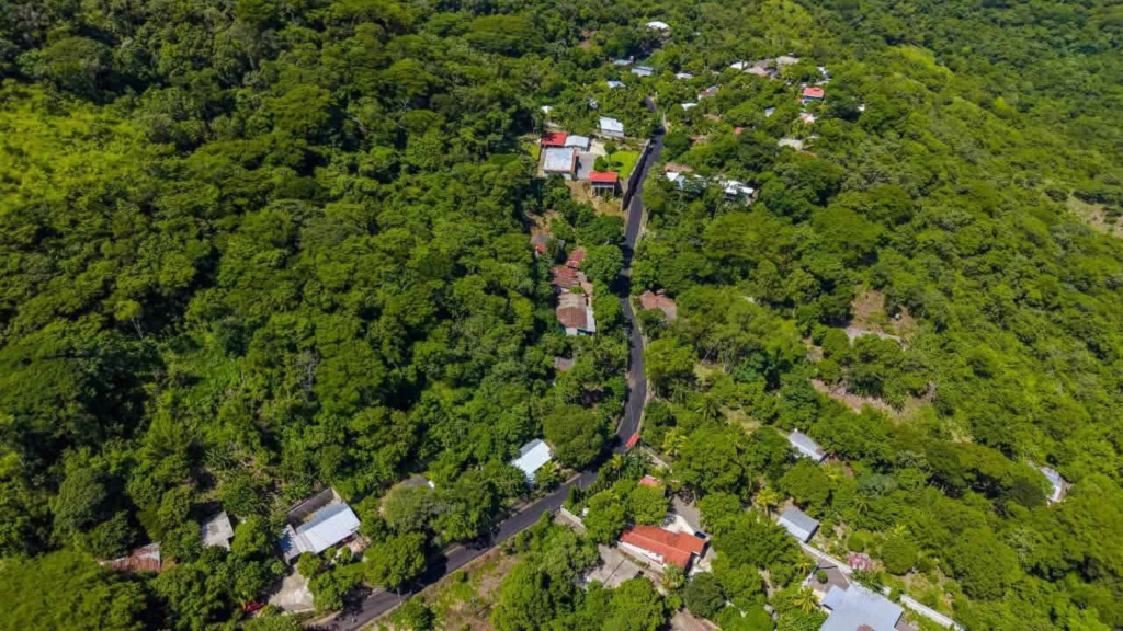 Gran transformación vial impulsa el desarrollo comunitario en la ruta Camones y Los Apoyos de Santa Ana Centro 1 image 208