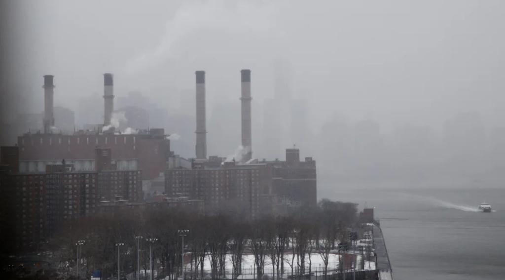 La contaminación del aire incrementa el riesgo de conducta suicida según un estudio 1 image 362