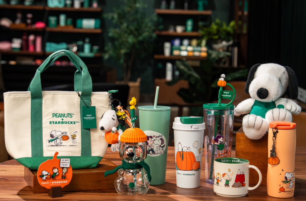 Starbucks y Peanuts celebran el otoño con una colección global inspirada en The Great Pumpkin 1 image 391