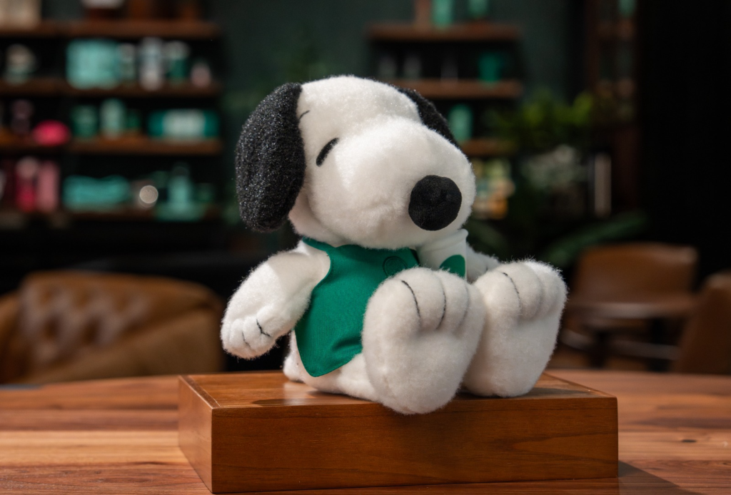 Starbucks y Peanuts celebran el otoño con una colección global inspirada en The Great Pumpkin 3 image 393