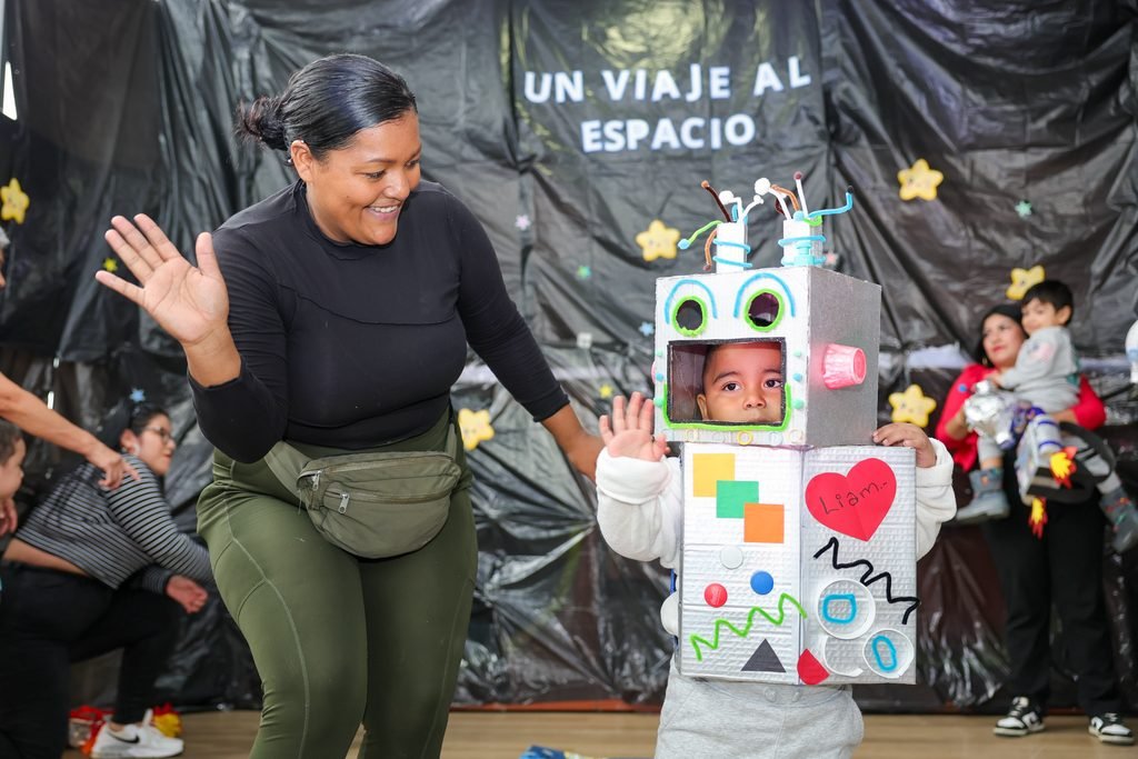 “Viajeros en el espacio” promueve el juego y la exploración como parte del Currículo Nacional para Primera Infancia 7 ABML8997