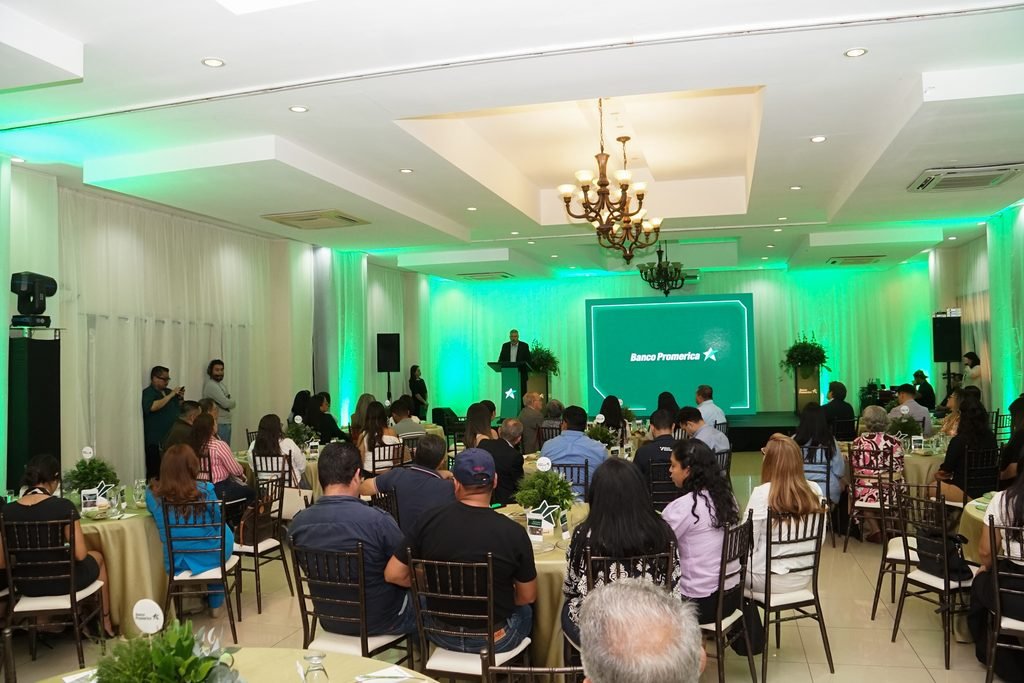 Banco Promerica se consolida como un aliado estratégico con empresarios de oriente y occidente del El Salvador 2 DSC09609