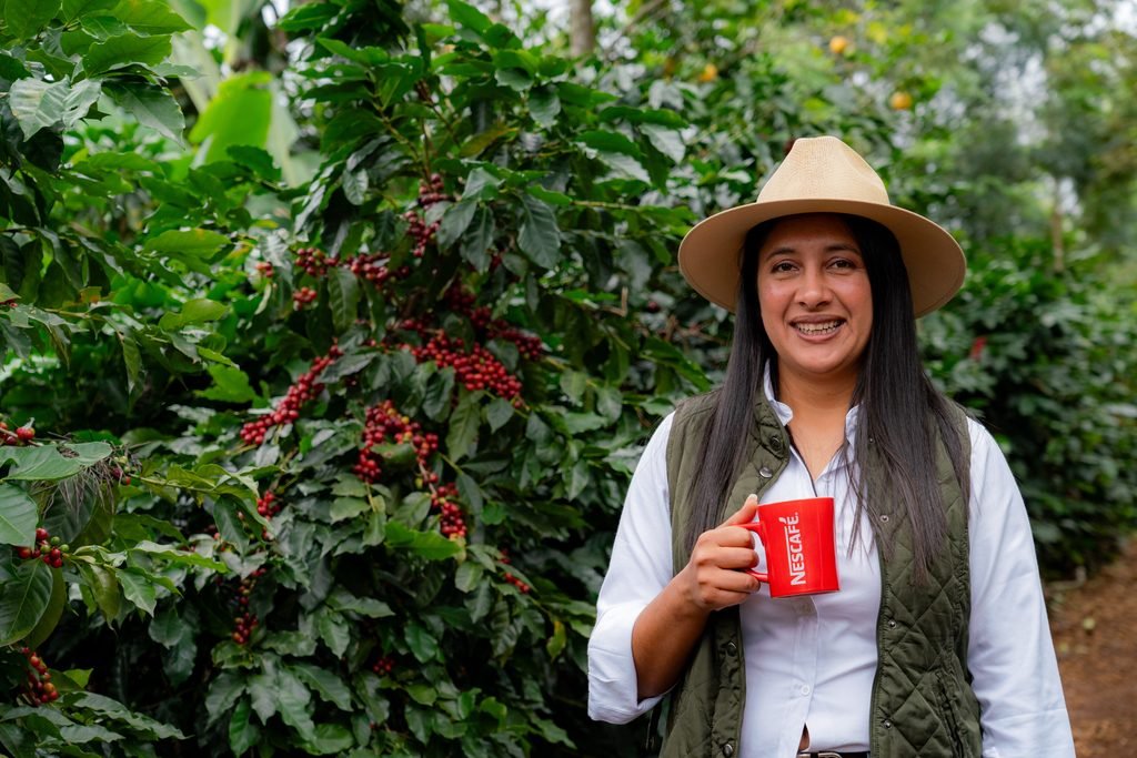 Nestlé, a través de Plan Nescafé, impulsa una caficultura más resiliente con impacto a más de 100 mil familias productoras 1 EAA2838 1