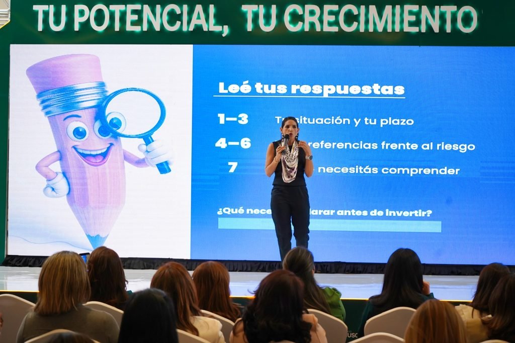 Voces Vitales El Salvador reunió a más de 500 mujeres en CRECE Mujer 2026 2 WhatsApp Image 2026 10 20 at 11.58.27 AM