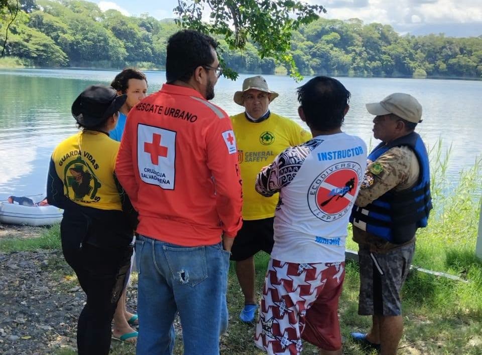 Cruz Roja de San Miguel, concluye operativo de búsqueda en la Laguna de Aramuaca 1 dsfdsf