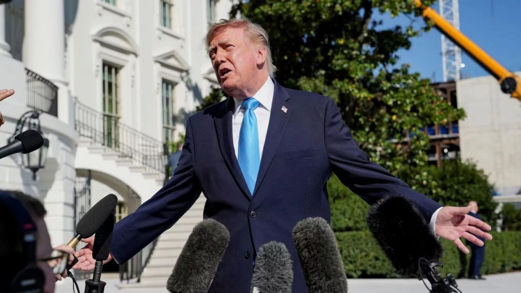 Trump arremete contra Zelenski y sugiere un cambio de liderazgo en Ucrania 1 image 153