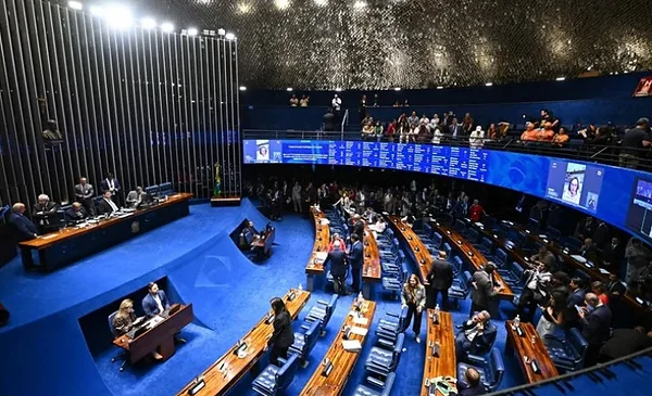 Senado de Brasil aprueba reducir la semana laboral a cinco días 1 image 255