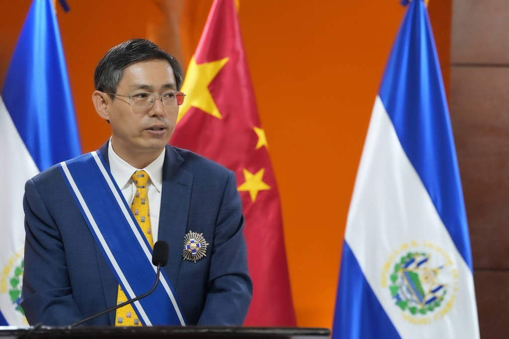 Embajador de China en El Salvador, destaca legado de obras de infraestructura y liderazgo de Nayib Bukele al concluir su misión diplomática 1 image 376